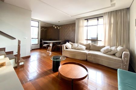 Apartamento para alugar com 115m², 3 quartos e 2 vagas Apartamento para alugar com 115m², 3 quartos e 2 vagasSala