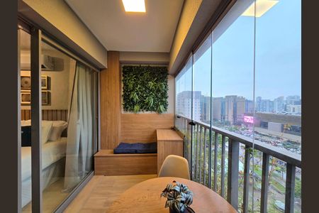 Studio à venda com 30m², 1 quarto e sem vaga Studio à venda com 30m², 1 quarto e sem vagaVaranda