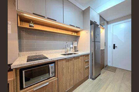 Studio à venda com 30m², 1 quarto e sem vaga Studio à venda com 30m², 1 quarto e sem vagaStudio