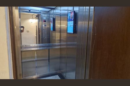 Apartamento à venda com 100m², 2 quartos e sem vaga Apartamento à venda com 100m², 2 quartos e sem vagaFoto 44