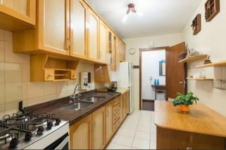 Cozinha de apartamento para alugar com 2 quartos, 86m² em Bela Vista, Porto Alegre