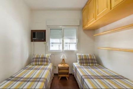 Quarto 1 de apartamento para alugar com 2 quartos, 86m² em Bela Vista, Porto Alegre