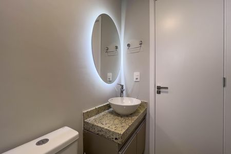 Apartamento à venda com 42m², 2 quartos e 1 vaga Apartamento à venda com 42m², 2 quartos e 1 vagaBanheiro