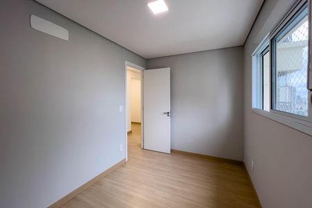 Apartamento à venda com 42m², 2 quartos e 1 vaga Apartamento à venda com 42m², 2 quartos e 1 vagaQuarto 1