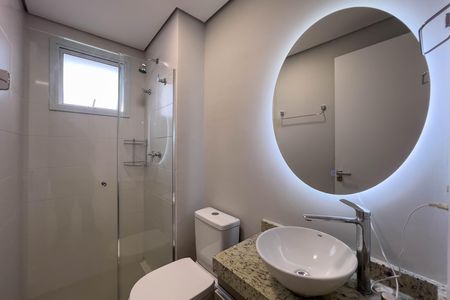 Apartamento à venda com 42m², 2 quartos e 1 vaga Apartamento à venda com 42m², 2 quartos e 1 vagaBanheiro