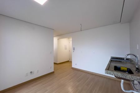 Apartamento à venda com 42m², 2 quartos e 1 vaga Apartamento à venda com 42m², 2 quartos e 1 vagaSala e cozinha