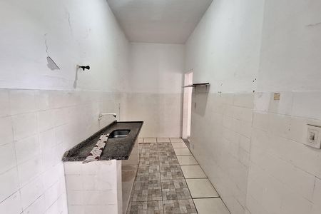 Cozinha de apartamento para alugar com 1 quarto, 45m² em Vila Paula, Duque de Caxias