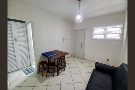 Sala de apartamento para alugar com 1 quarto, 45m² em Itararé, São Vicente