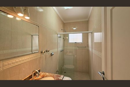 Casa de condomínio à venda com 335m², 3 quartos e 4 vagas