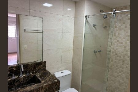 Apartamento à venda com 72m², 2 quartos e 1 vaga Apartamento à venda com 72m², 2 quartos e 1 vagaBanheiro