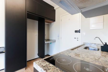Cozinha de kitnet/studio para alugar com 1 quarto, 25m² em Santana, São Paulo