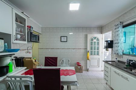 Casa à venda com 304m², 1 quarto e 2 vagasCozinha