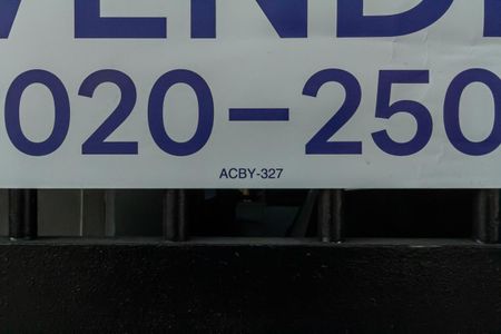 Casa à venda com 304m², 1 quarto e 2 vagasPlaca ACBY-327