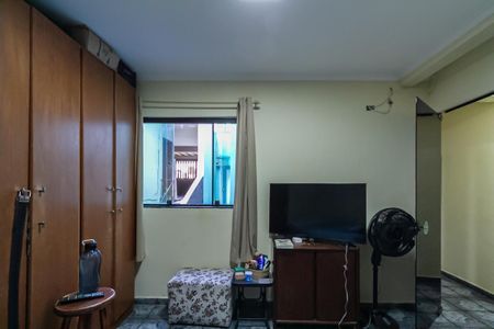 Casa à venda com 304m², 1 quarto e 2 vagasQuarto