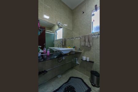 Casa à venda com 304m², 1 quarto e 2 vagasBanheiro Casa2