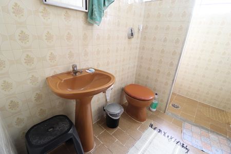Casa para alugar com 300m², 3 quartos e 3 vagasBanheiro Social