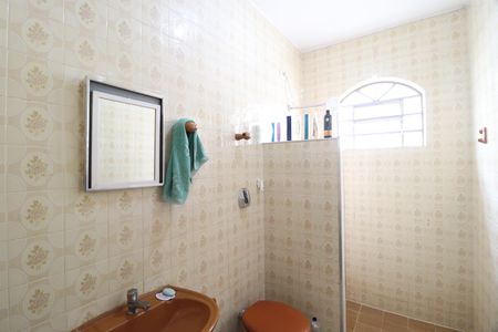 Casa para alugar com 300m², 3 quartos e 3 vagasBanheiro Social