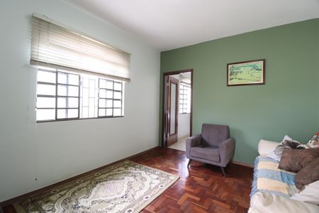 Sala de casa para alugar com 3 quartos, 300m² em Brasil, Uberlândia