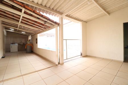Casa para alugar com 300m², 3 quartos e 3 vagasÁrea de Serviço
