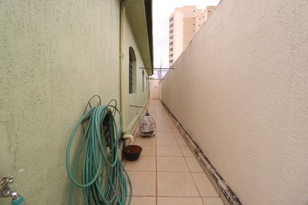 Casa para alugar com 300m², 3 quartos e 3 vagasCorredor