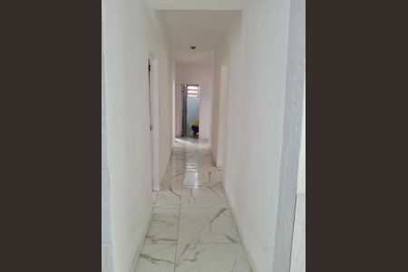 Casa à venda com 100m², 4 quartos e 4 vagas