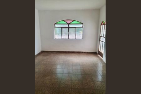 Casa à venda com 100m², 4 quartos e 4 vagas