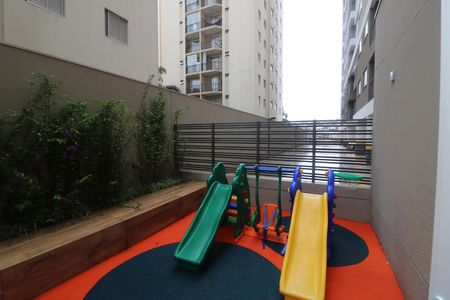 Apartamento para alugar com 38m², 2 quartos e 1 vagaÁrea comum - Playground