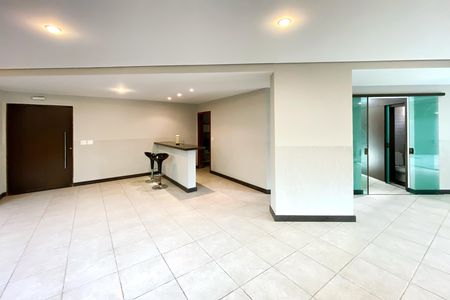 Apartamento à venda com 340m², 5 quartos e 4 vagas Apartamento à venda com 340m², 5 quartos e 4 vagasÁrea comum