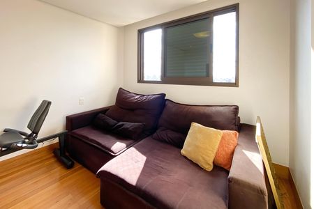 Apartamento à venda com 340m², 5 quartos e 4 vagas Apartamento à venda com 340m², 5 quartos e 4 vagasQuarto 4