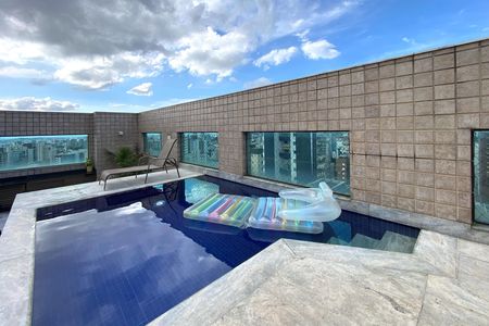 Apartamento à venda com 340m², 5 quartos e 4 vagas Apartamento à venda com 340m², 5 quartos e 4 vagasCobertura