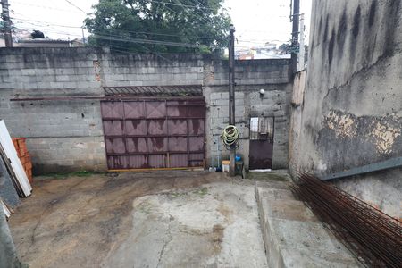 Casa à venda com 185m², 2 quartos e 2 vagas Casa à venda com 185m², 2 quartos e 2 vagasGaragem