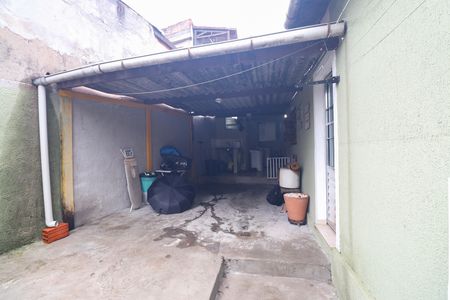 Casa à venda com 185m², 2 quartos e 2 vagas Casa à venda com 185m², 2 quartos e 2 vagasGaragem
