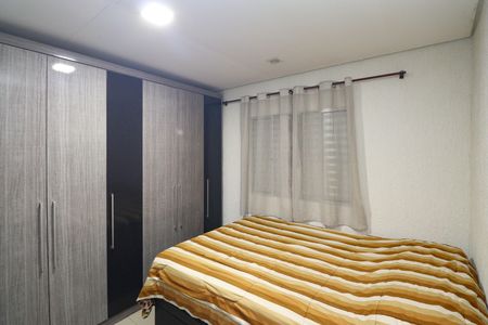 Casa à venda com 185m², 2 quartos e 2 vagas Casa à venda com 185m², 2 quartos e 2 vagasQuarto 1