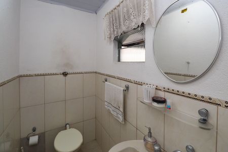 Casa à venda com 185m², 2 quartos e 2 vagas Casa à venda com 185m², 2 quartos e 2 vagasBanheiro 1