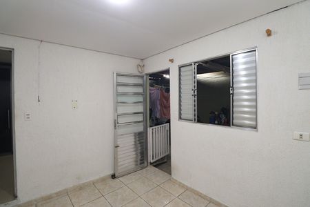 Casa à venda com 185m², 2 quartos e 2 vagas