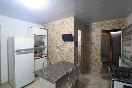 Casa à venda com 185m², 2 quartos e 2 vagas Casa à venda com 185m², 2 quartos e 2 vagasCozinha