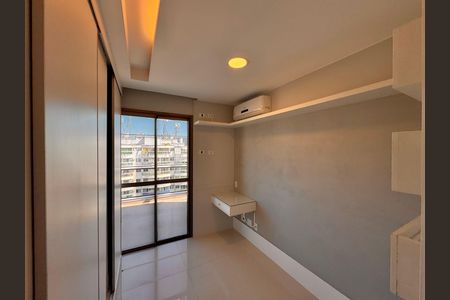 Apartamento à venda com 160m², 2 quartos e 2 vagas Apartamento à venda com 160m², 2 quartos e 2 vagasQuarto