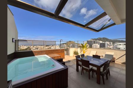Apartamento à venda com 160m², 2 quartos e 2 vagas Apartamento à venda com 160m², 2 quartos e 2 vagasVaranda/Terraço
