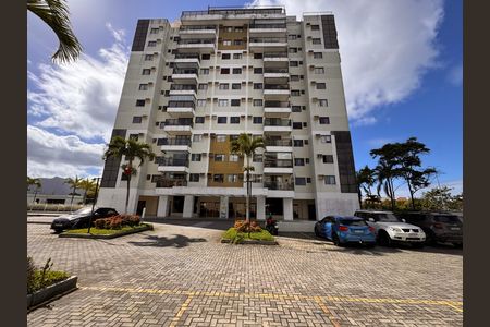 Apartamento à venda com 160m², 2 quartos e 2 vagas Apartamento à venda com 160m², 2 quartos e 2 vagasFachada