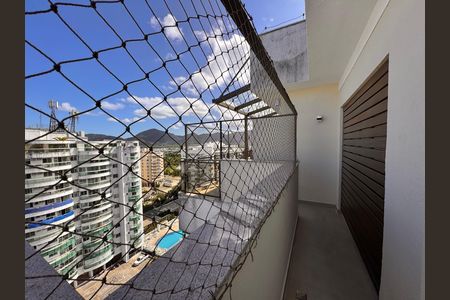 Apartamento à venda com 160m², 2 quartos e 2 vagas Apartamento à venda com 160m², 2 quartos e 2 vagasTerraço