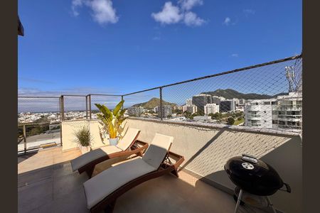 Apartamento à venda com 160m², 2 quartos e 2 vagas Apartamento à venda com 160m², 2 quartos e 2 vagasVaranda/Terraço