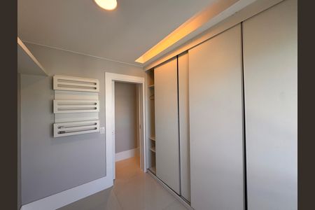 Apartamento à venda com 160m², 2 quartos e 2 vagas Apartamento à venda com 160m², 2 quartos e 2 vagasQuarto