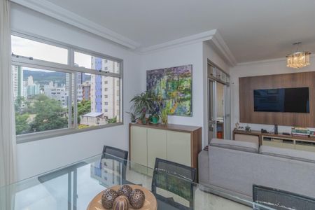 Apartamento à venda com 99m², 3 quartos e 2 vagas Apartamento à venda com 99m², 3 quartos e 2 vagasFoto 02