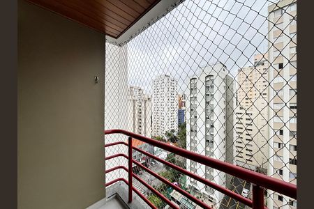 Varanda de apartamento para alugar com 1 quarto, 32m² em Moema, São Paulo