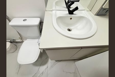 Apartamento para alugar com 32m², 1 quarto e 1 vaga Apartamento para alugar com 32m², 1 quarto e 1 vagaBanheiro