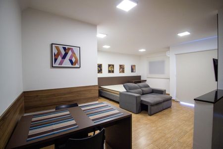 Sala de apartamento para alugar com 1 quarto, 44m² em Jardim America, Sorocaba