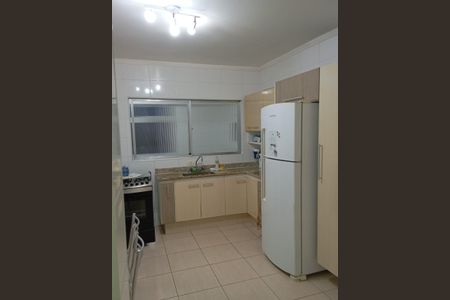 Apartamento para alugar com 120m², 2 quartos e 1 vaga Apartamento para alugar com 120m², 2 quartos e 1 vagaCozinha