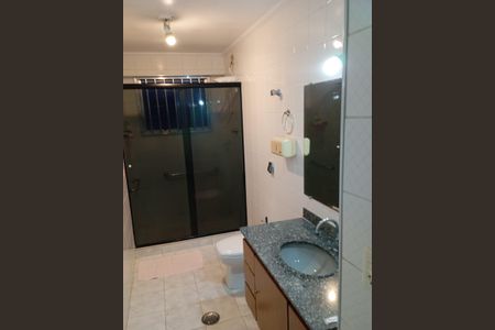 Apartamento para alugar com 120m², 2 quartos e 1 vaga Apartamento para alugar com 120m², 2 quartos e 1 vagaBanheiro