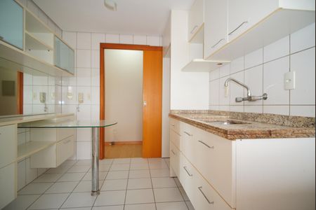 Apartamento para alugar com 70m², 2 quartos e 1 vagaCozinha