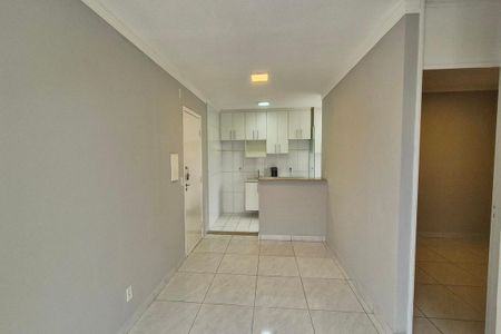 Sala de apartamento para alugar com 2 quartos, 44m² em Vila Marieta, Campinas